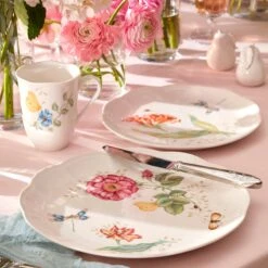 Lenox Butterfly Meadow Dragonfly Mug -Lenox Shop 6083521 6083547 6083620 LNP F23 FEA 1 21d116de 9be5 426a 89ca cba5fb6da788