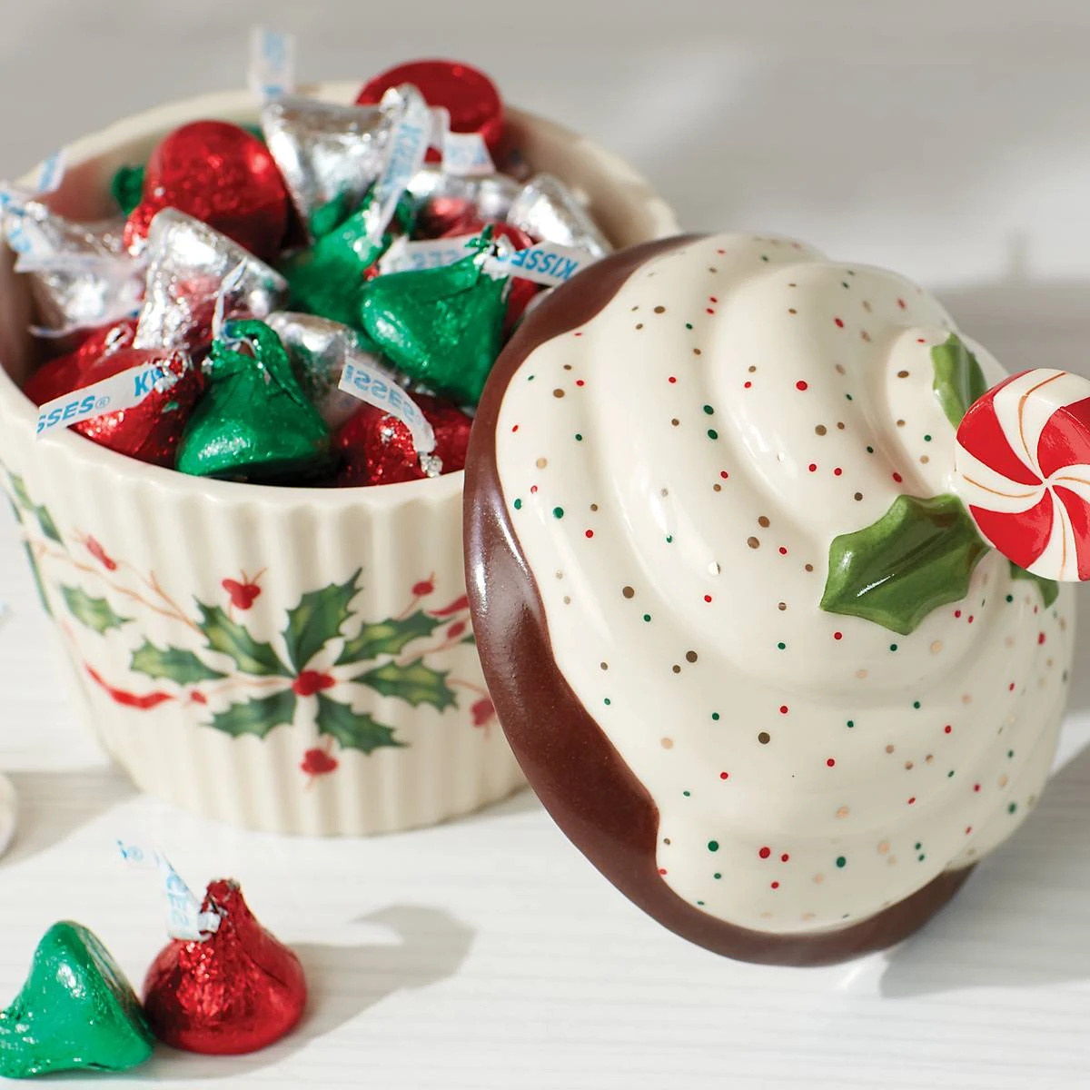 Lenox Hosting The Holidays Bakeshop Cupcake Candy Dish 8 Lenox Hosting The Holidays Bakeshop Cupcake Candy Dish - Image 6