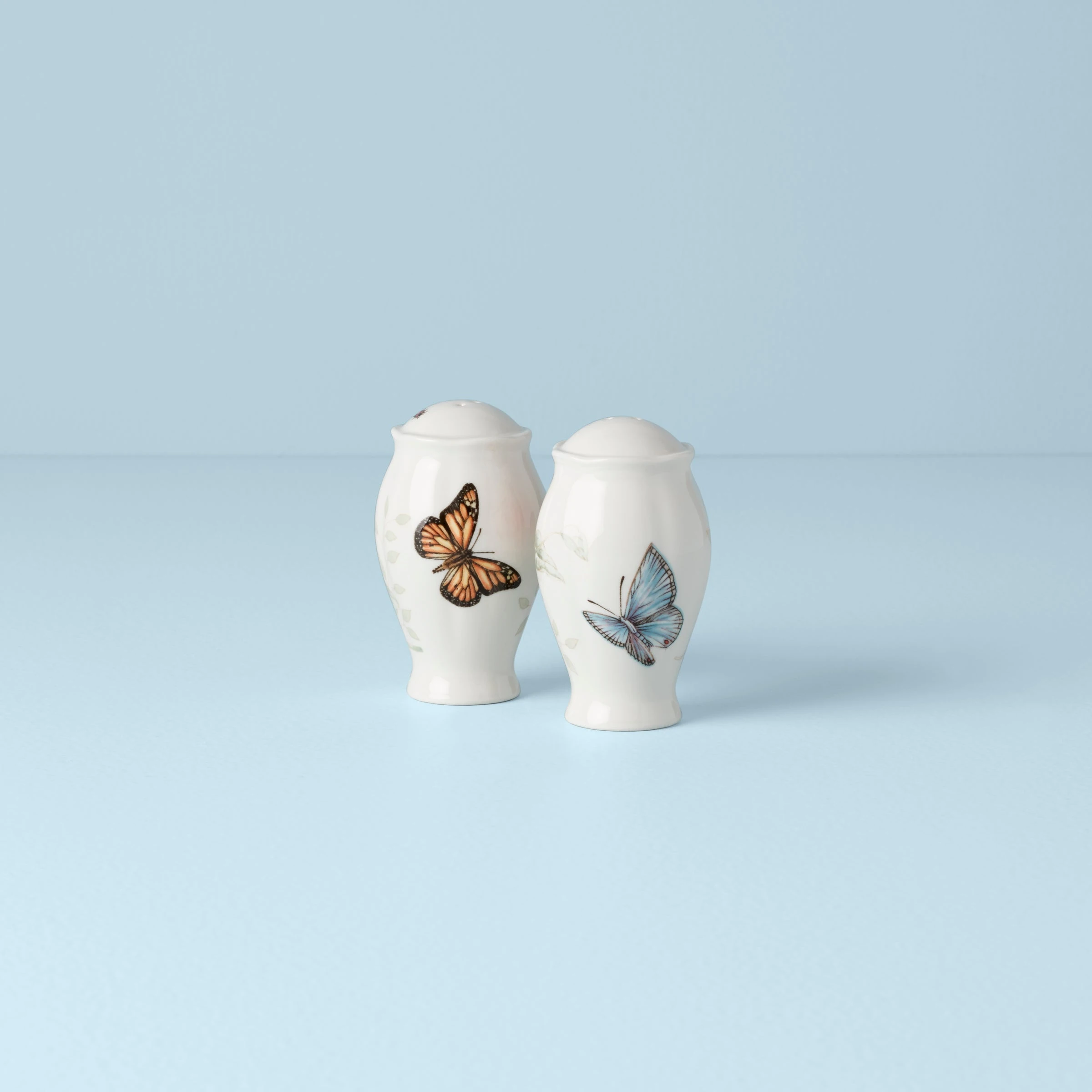 Lenox Butterfly Meadow Salt & Pepper Shakers 5 Lenox Butterfly Meadow Salt & Pepper Shakers - Image 3