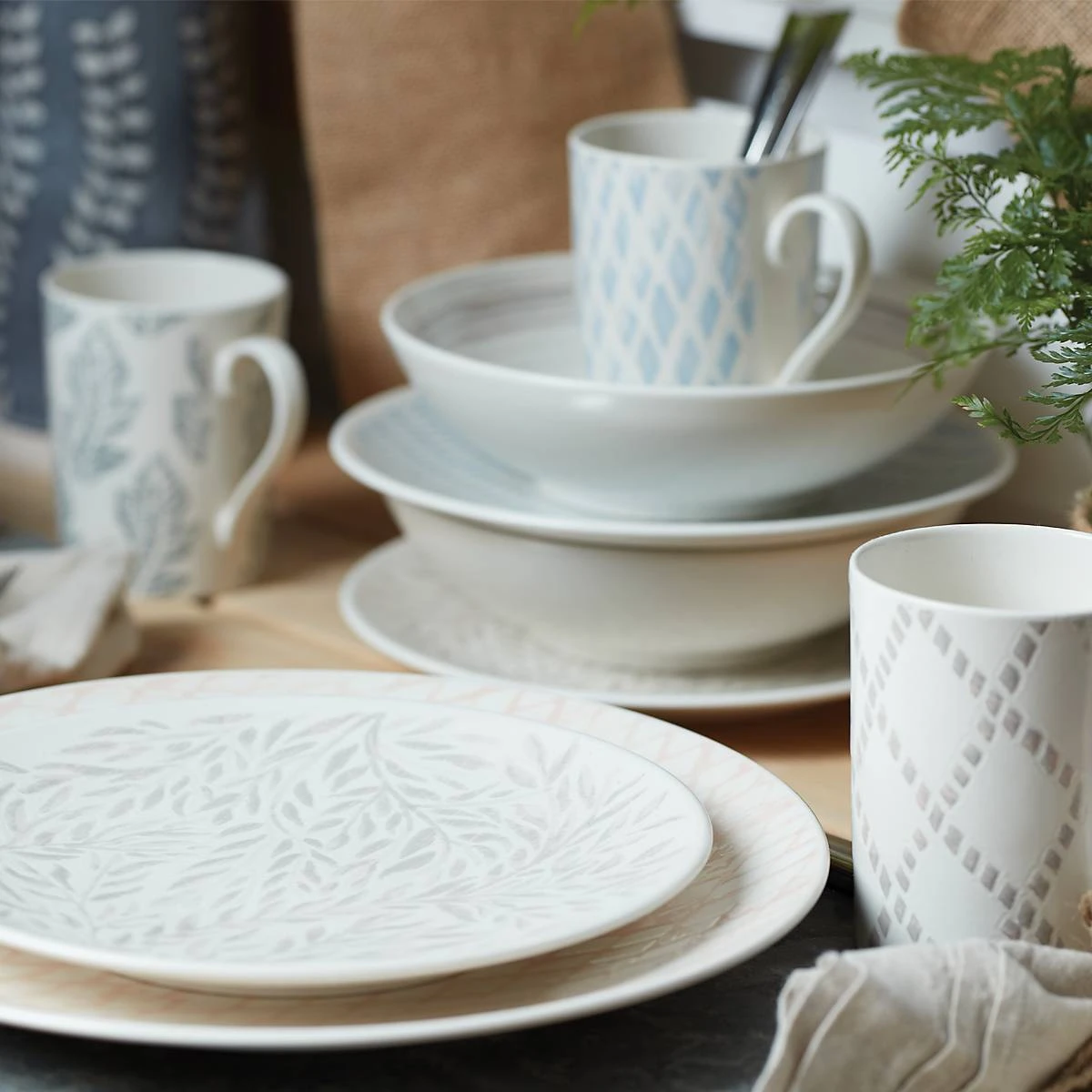 Lenox Textured Neutrals 4-piece Dinner Plate Set 9 Lenox Textured Neutrals 4-piece Dinner Plate Set - Image 7