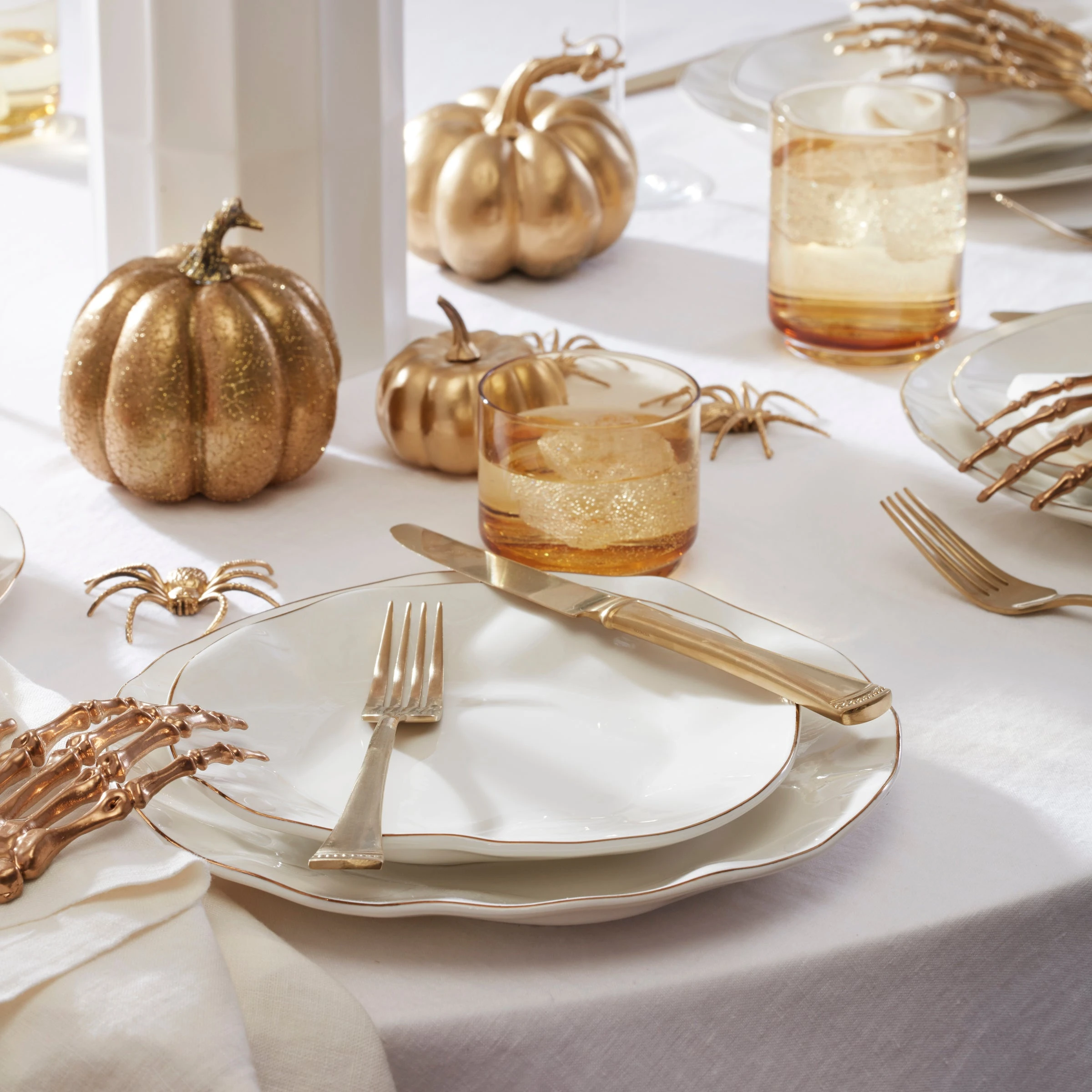 Lenox Blue Bay White 12-Piece Dinnerware Set 6 Lenox Blue Bay White 12-Piece Dinnerware Set - Image 4