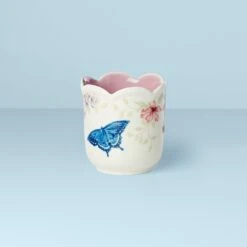 Lenox Butterfly Meadow Scalloped Lilac Linen Candle