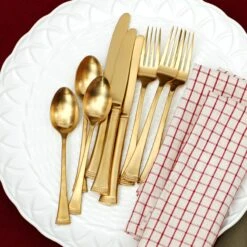 Lenox Portola Gold 60-Piece Flatware Set -Lenox Shop 893172 877880 894303 894304 894333 893875 893877 LHOL 22 FEA 16 aa7dc298 a9e0 4a14 89e8 e0be26ea9d8f