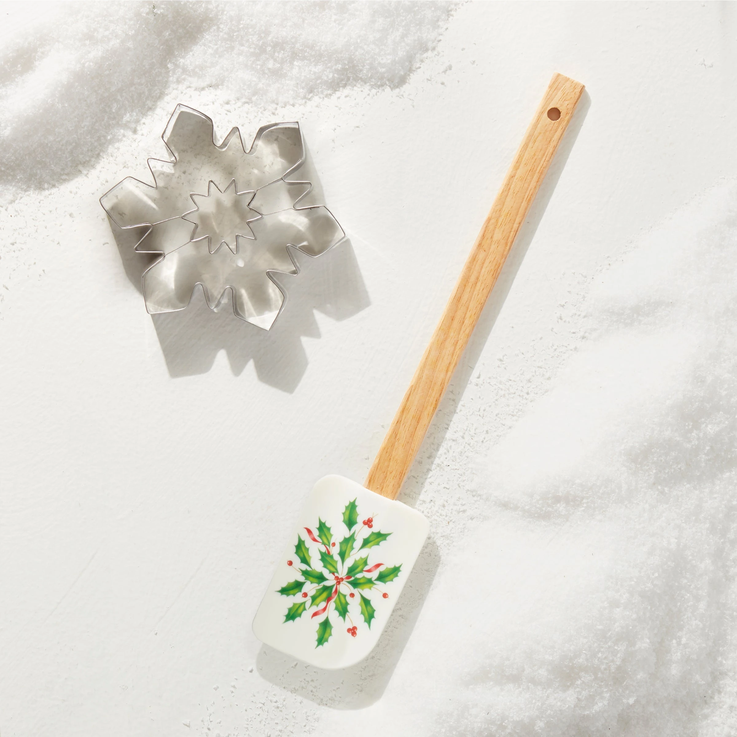 Lenox Holiday Spatula With Snowflake Cookie Cutter 5 Lenox Holiday Spatula With Snowflake Cookie Cutter - Image 3
