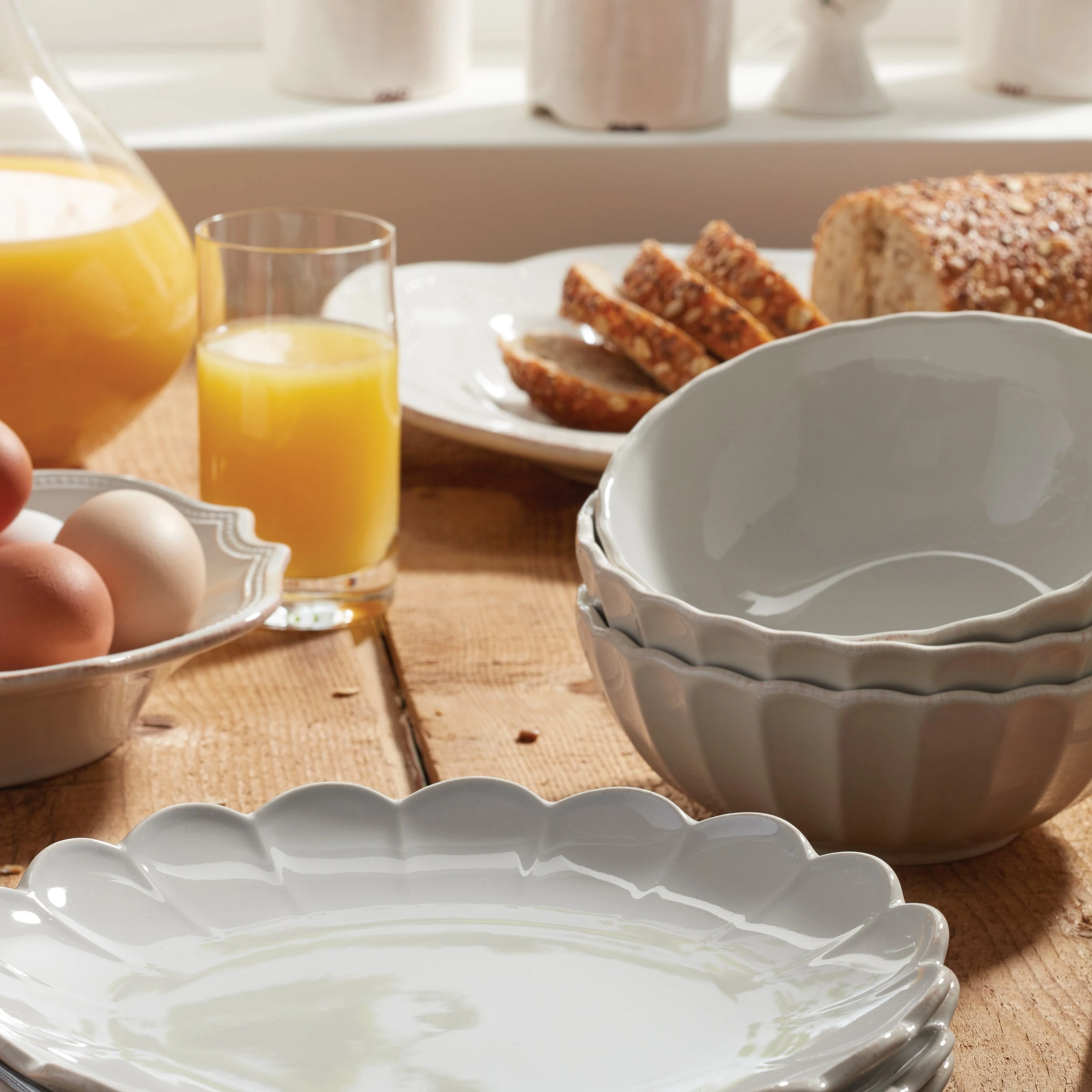 Lenox French Perle Scallop 4-Piece Bowl Set 8 Lenox French Perle Scallop 4-Piece Bowl Set - Image 6