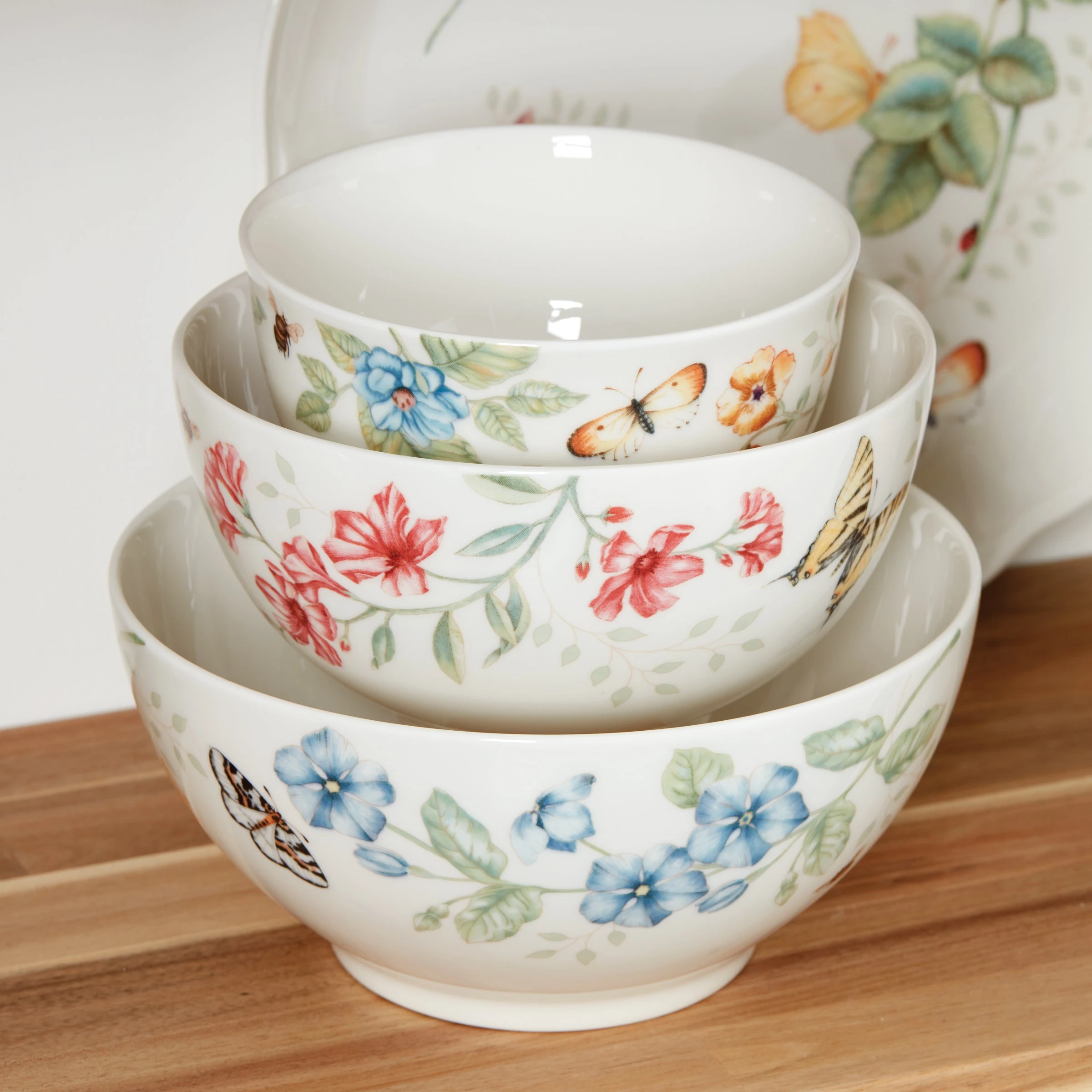 Lenox Butterfly Meadow 3-Piece Bowl Set 7 Lenox Butterfly Meadow 3-Piece Bowl Set - Image 5