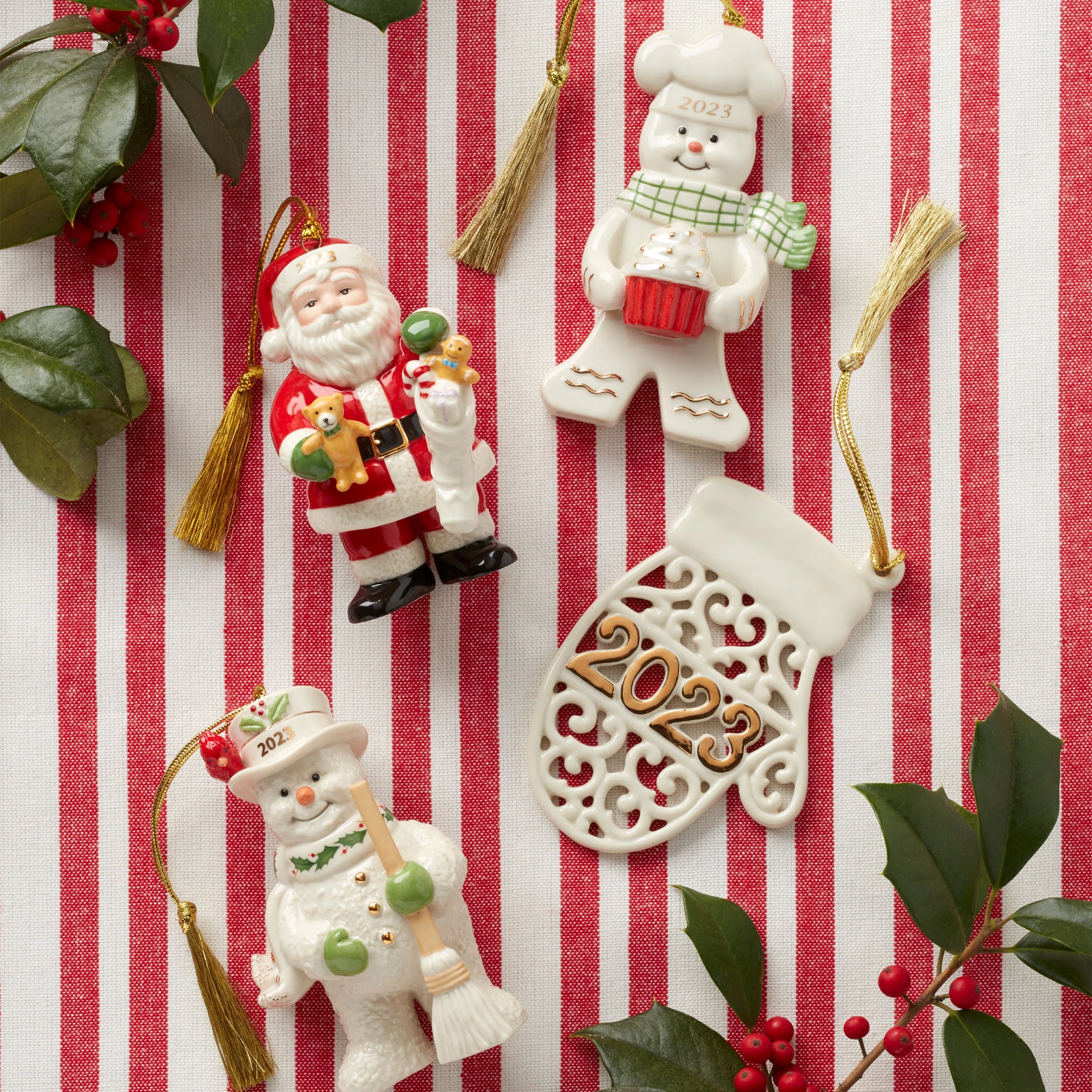 Lenox 2023 Gingerbread Man Ornament 8 Lenox 2023 Gingerbread Man Ornament - Image 6