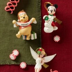 Lenox 2023 Merry Winnie The Pooh Ornament 11 Lenox 2023 Merry Winnie The Pooh Ornament -Lenox Shop 894426 894473 894444 LHOL 23 FEA 1