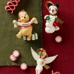 Lenox 2023 Mickey & Snowman Ornament 9 Lenox 2023 Mickey & Snowman Ornament -Lenox Shop 894426 894473 894444 LHOL 23 FEA 1 12846b7c c168 49af 83cf 1b4535dbb073