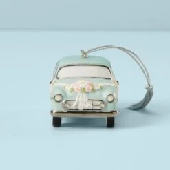 Lenox 2023 Just Married Vintage Car Ornament -Lenox Shop 894435 w10 3